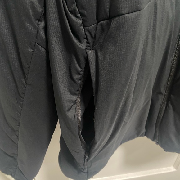 Backcountry Wolverine Cirque 2.0 Black Grey Hooded Insulated Puffer Snow Jacket - Picture 4 of 7